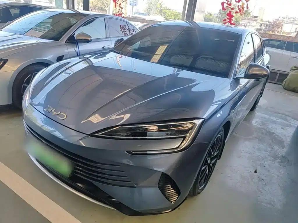 Seal 2023 DM-i 1.5L 121km Luxury — миниатюра 2