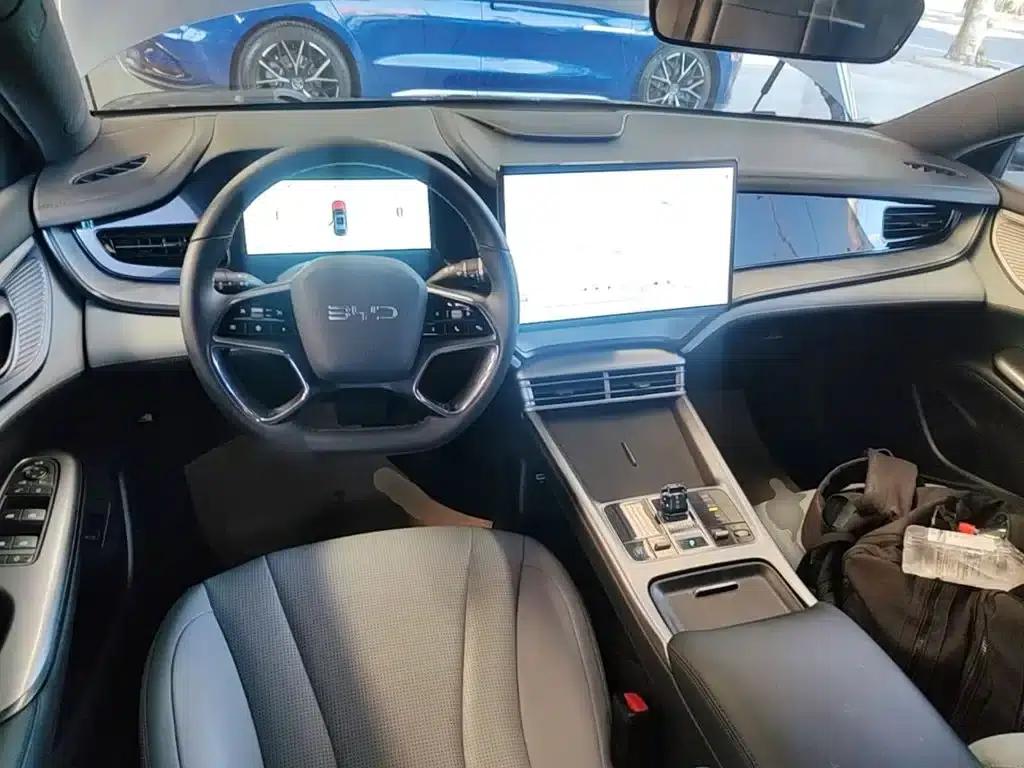 Seal 2023 DM-i 1.5L 121km Luxury — миниатюра 10