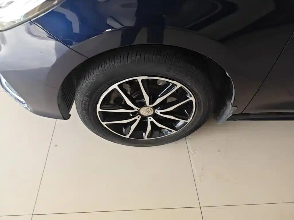 Song MAX 2017 1.5T Automatic Intelligent Elite 7-seater — миниатюра 23