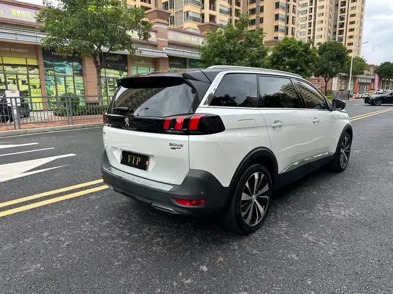 Peugeot 5008 2017 380THP 7-seater Luxury GT Edition — миниатюра 7