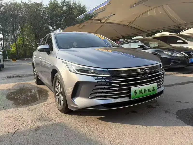 Qin PLUS DM 2023 DM-i Champion Edition 55KM Leading Model — миниатюра 3