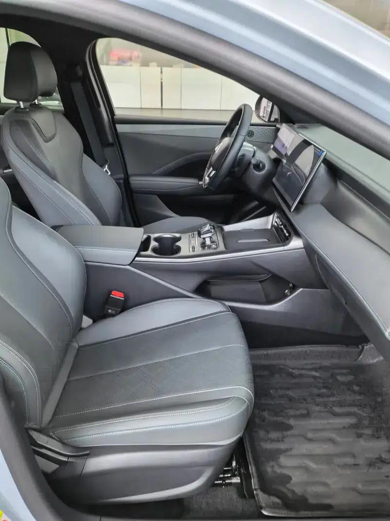 Qin PLUS DM 2025 Intelligent Driving Edition DM-i 120KM Superior Model — миниатюра 8