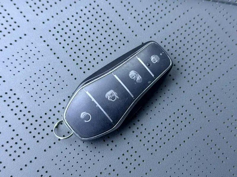 Qin PLUS DM 2025 Intelligent Driving Edition DM-i 120KM Superior Model — миниатюра 11