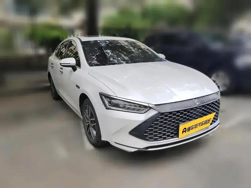 Qin PLUS DM 2024 Glory Edition DM-i 120KM Leading Model — миниатюра 3
