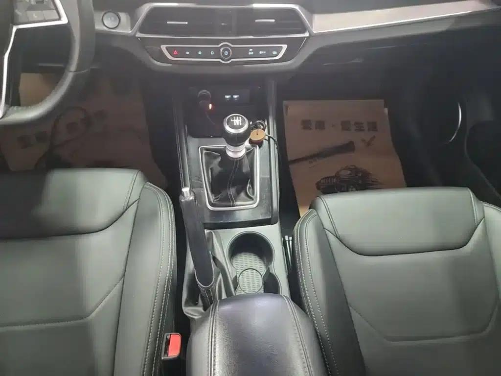 Song 2020 Classic Edition 1.5T Manual Deluxe — миниатюра 14