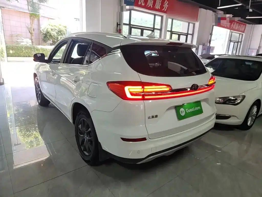 Song 2020 Classic Edition 1.5T Manual Deluxe — миниатюра 5