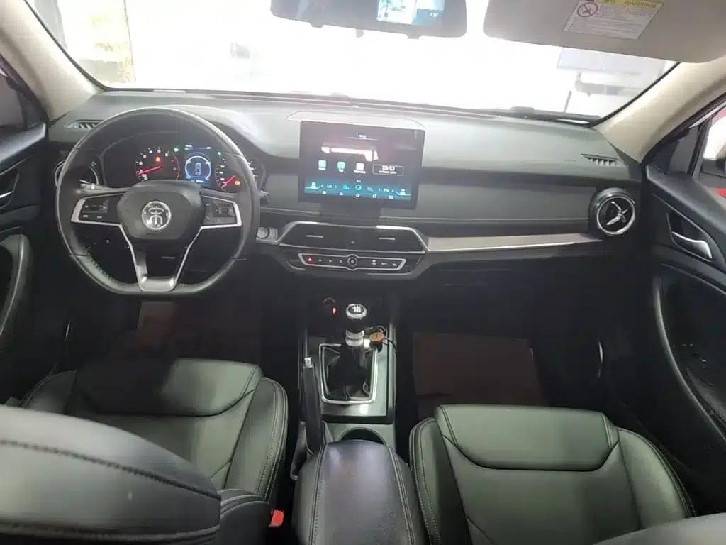 Song 2020 Classic Edition 1.5T Manual Deluxe — миниатюра 10