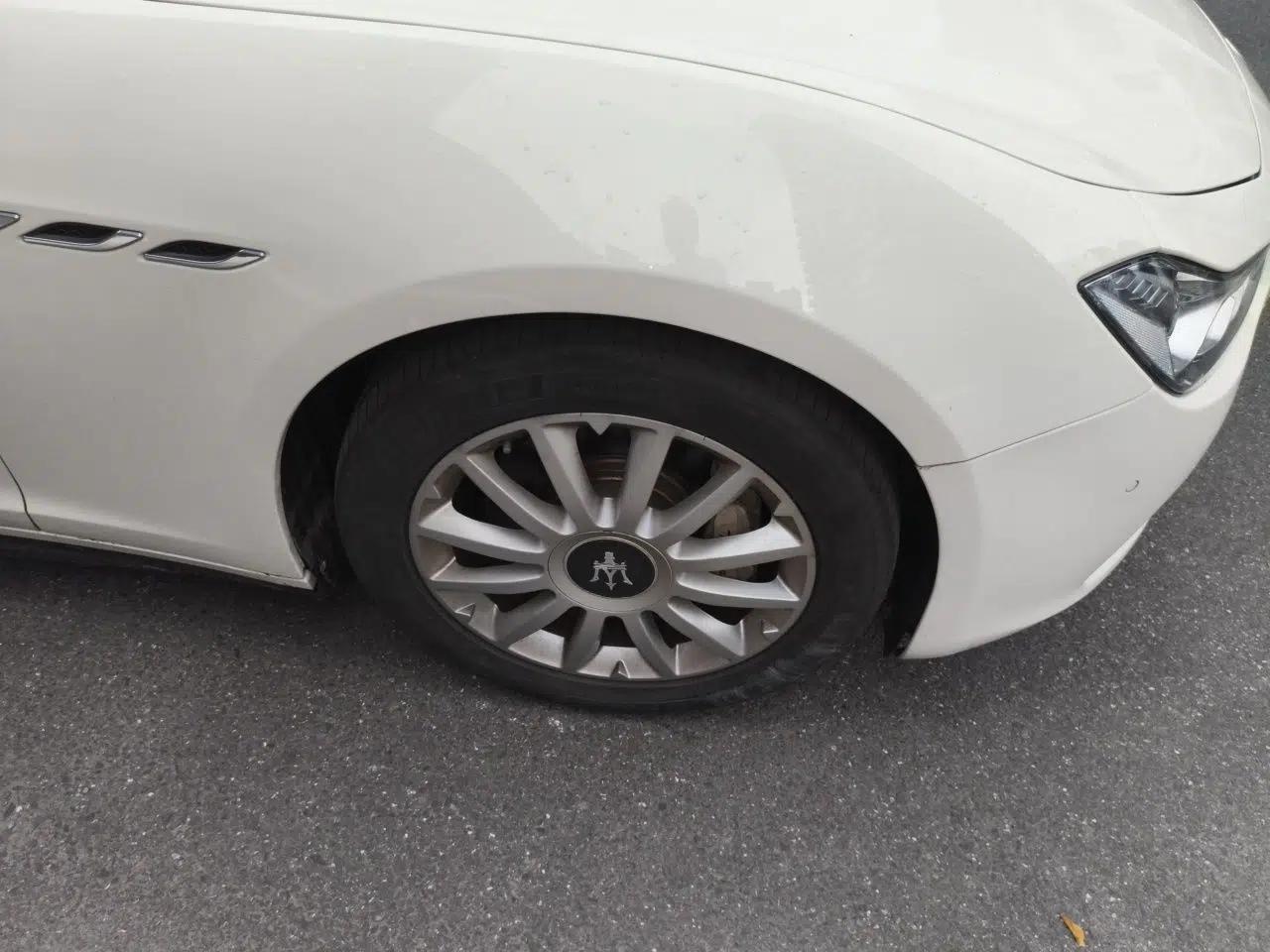 Maserati Ghibli 2014 3.0T Standard Edition — миниатюра 8