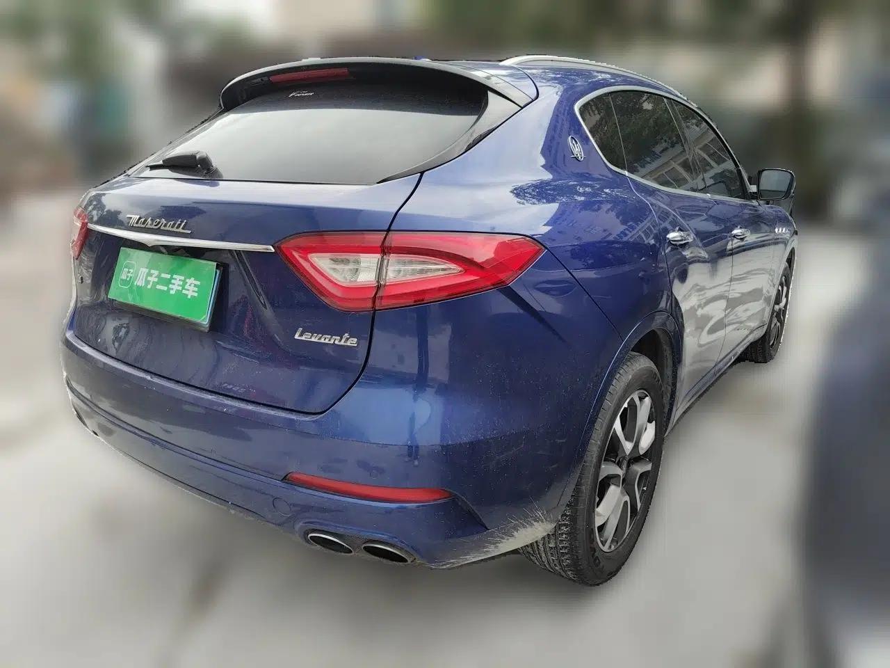 Maserati Levante 2018 3.0T Standard Edition — миниатюра 6