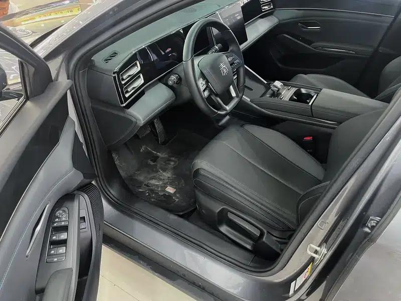 Qin L DM 2025 Smart Driving Edition DM-i 80KM Superior Model — миниатюра 10