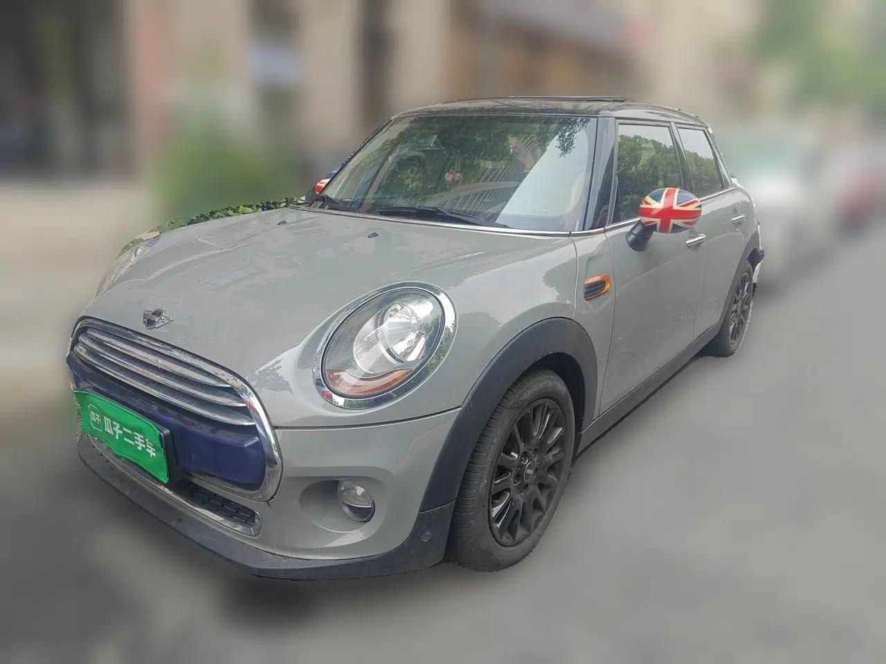MINI 2015 1.5T COOPER Fun Five-Door Edition — миниатюра 1