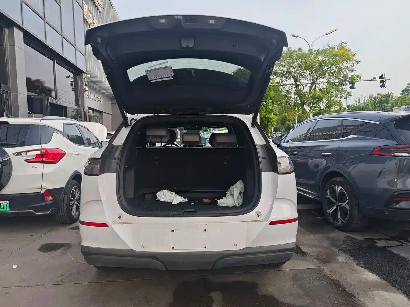Hiace 06 2025 EV 520 Navigator Edition — миниатюра 6
