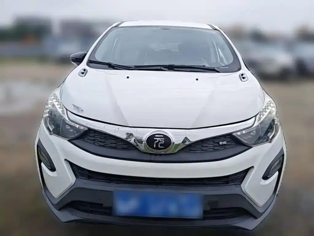 2017 Yuan 1.5L Automatic Cool and Stylish Model — миниатюра 5