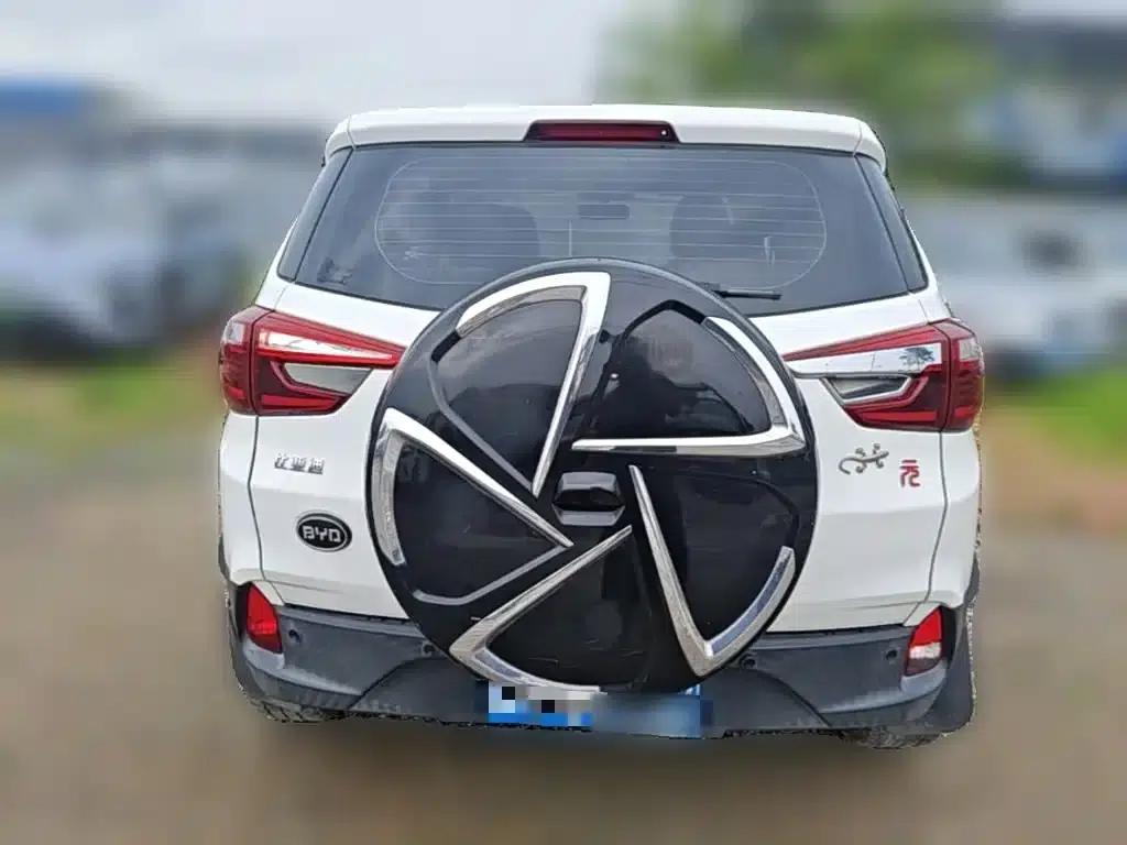 2017 Yuan 1.5L Automatic Cool and Stylish Model — миниатюра 10