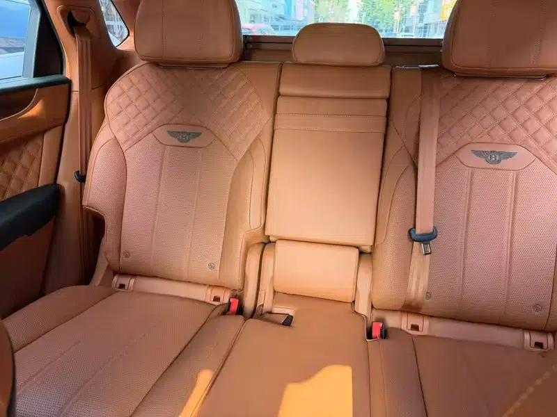Bentayga 2021 4.0T V8 — миниатюра 13