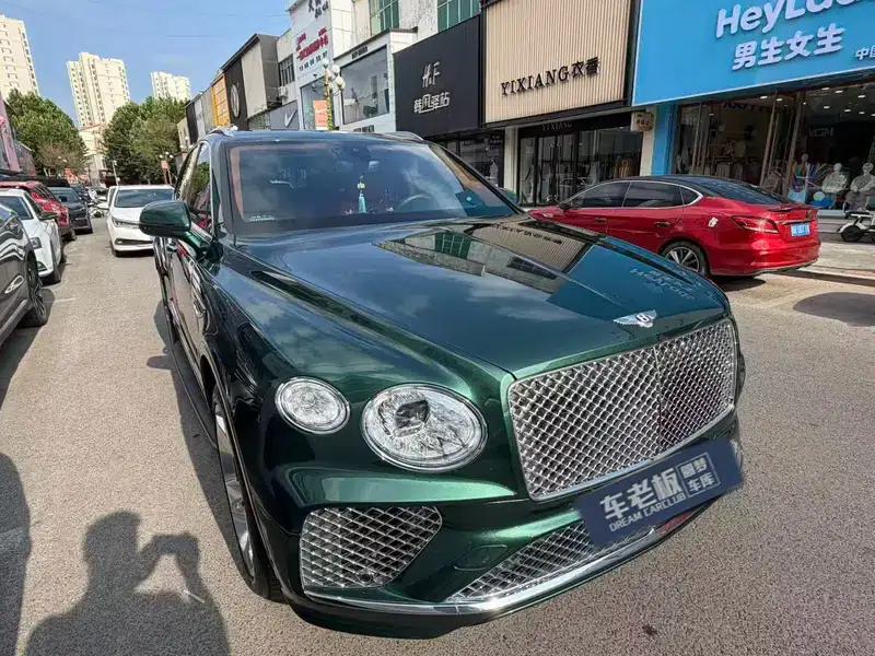 Bentayga 2021 4.0T V8 — миниатюра 3
