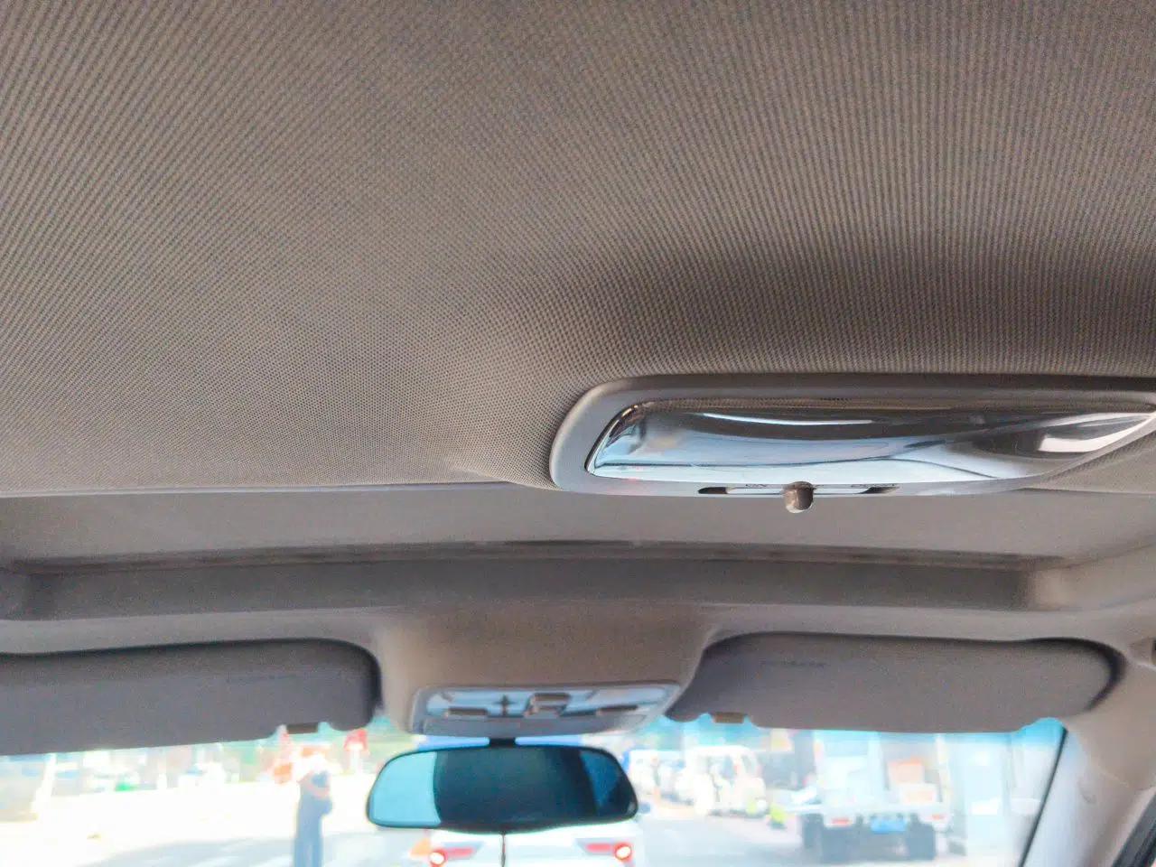 Kia Sportage 2013 2.0L Manual Two-Wheel Drive GLS — миниатюра 18