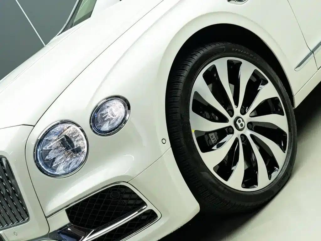 Flying Spur 2024 V8 Edition 8 — миниатюра 3