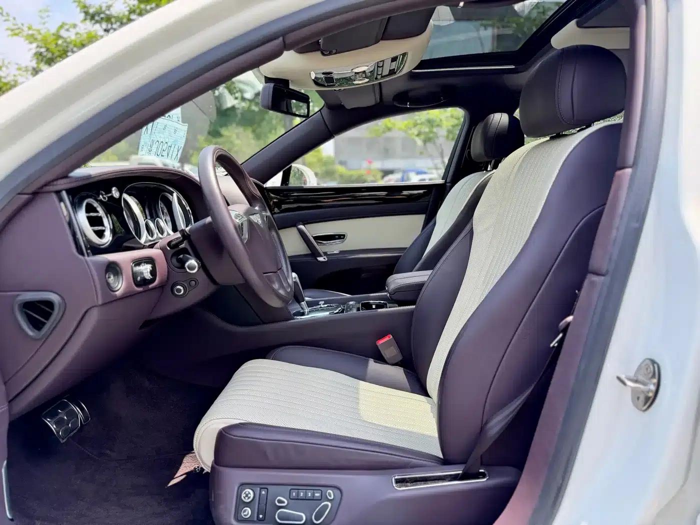 2017 Mercedes-Benz Flying Spur 4.0T V8 S Standard Edition — миниатюра 9