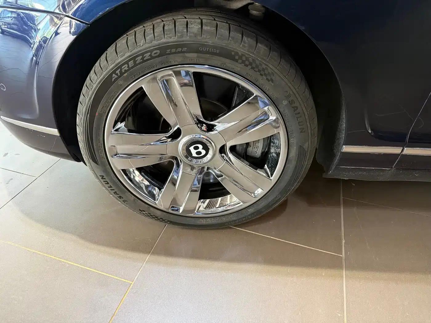 2010 Flying Spur Speed China 6.0T — миниатюра 11