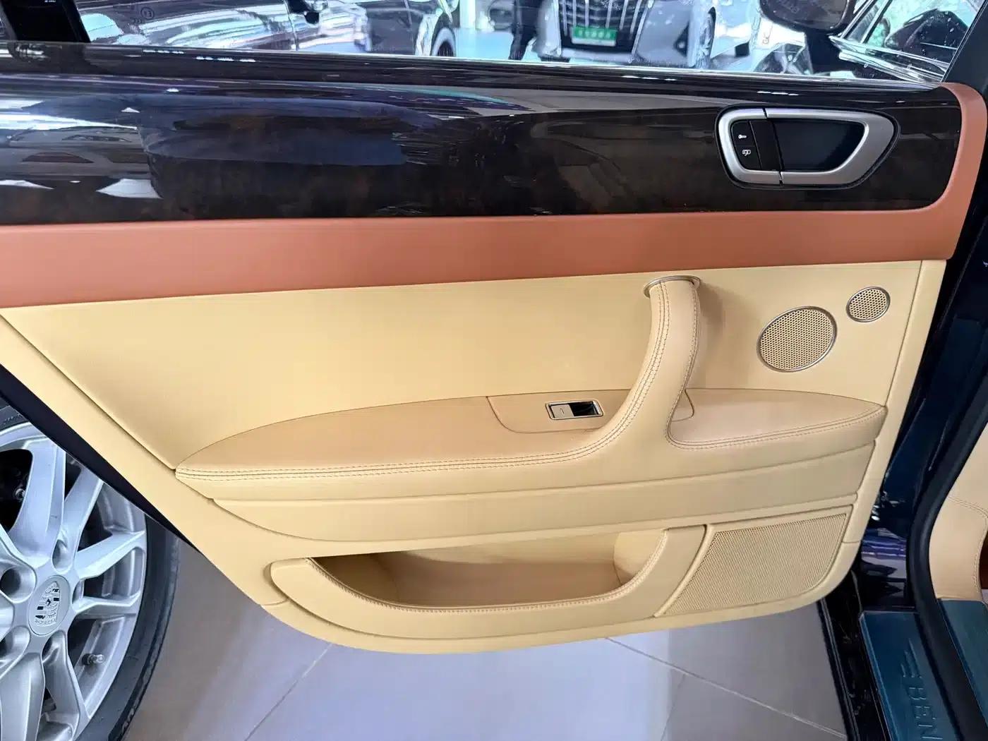 2010 Flying Spur Speed China 6.0T — миниатюра 10