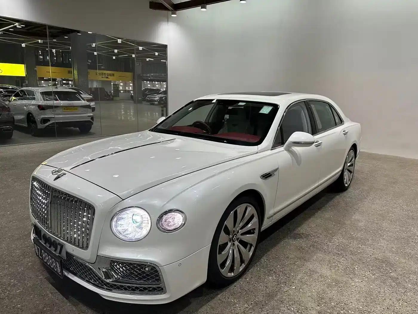 2010 Flying Spur 6.0T Five-Seater — миниатюра 1
