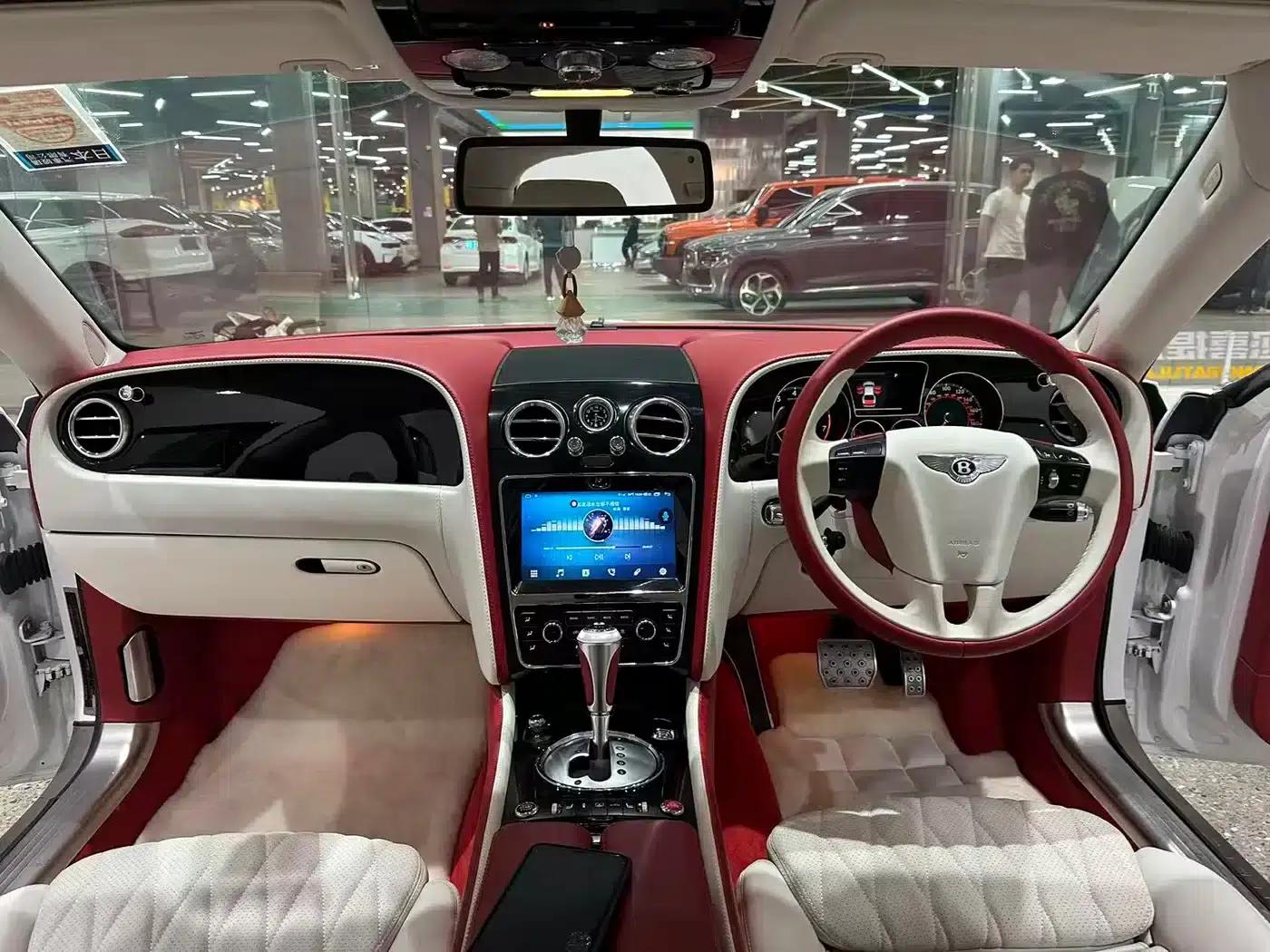 2010 Flying Spur 6.0T Five-Seater — миниатюра 4