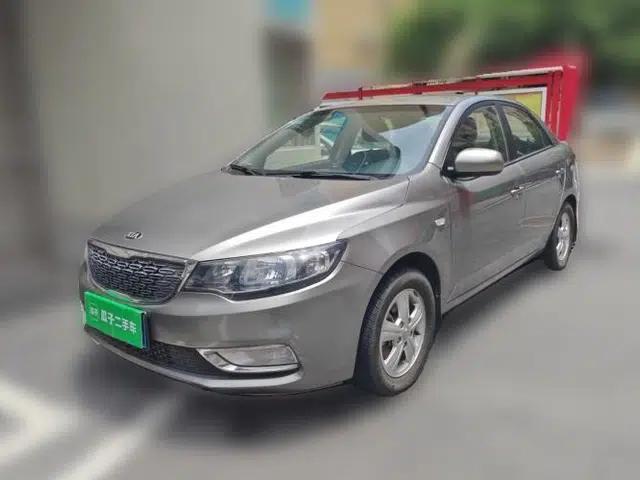 Kia Forte 2014 1.6L MT GL