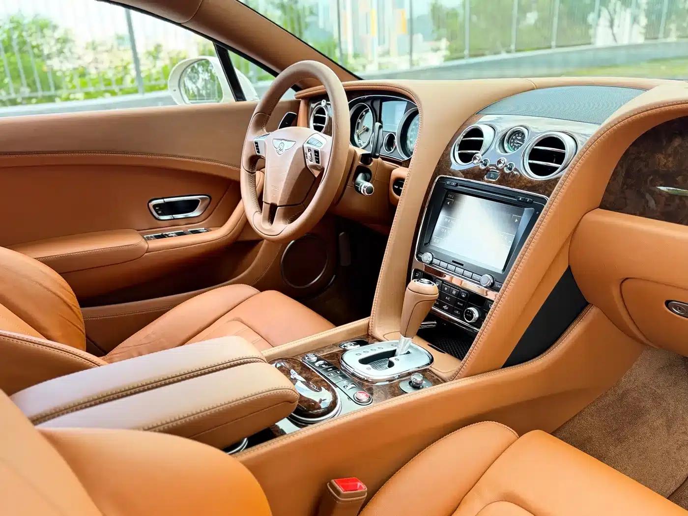 2012 Continental 6.0T GT W12 — миниатюра 7