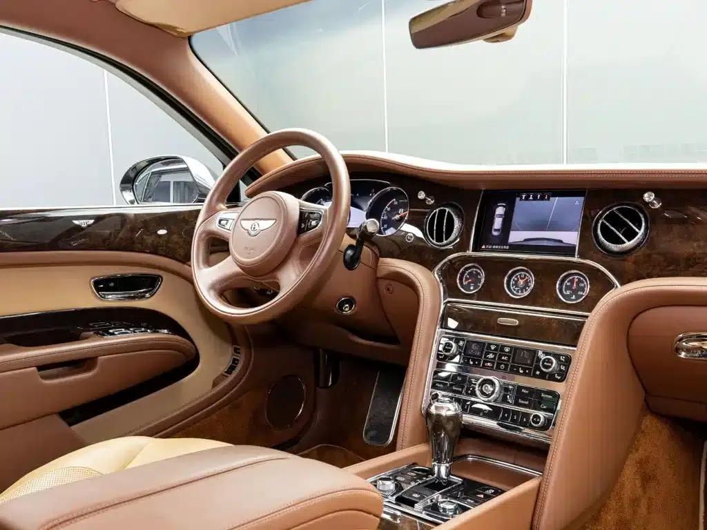 Mulsanne 2017 6.8T Long Wheelbase — миниатюра 18