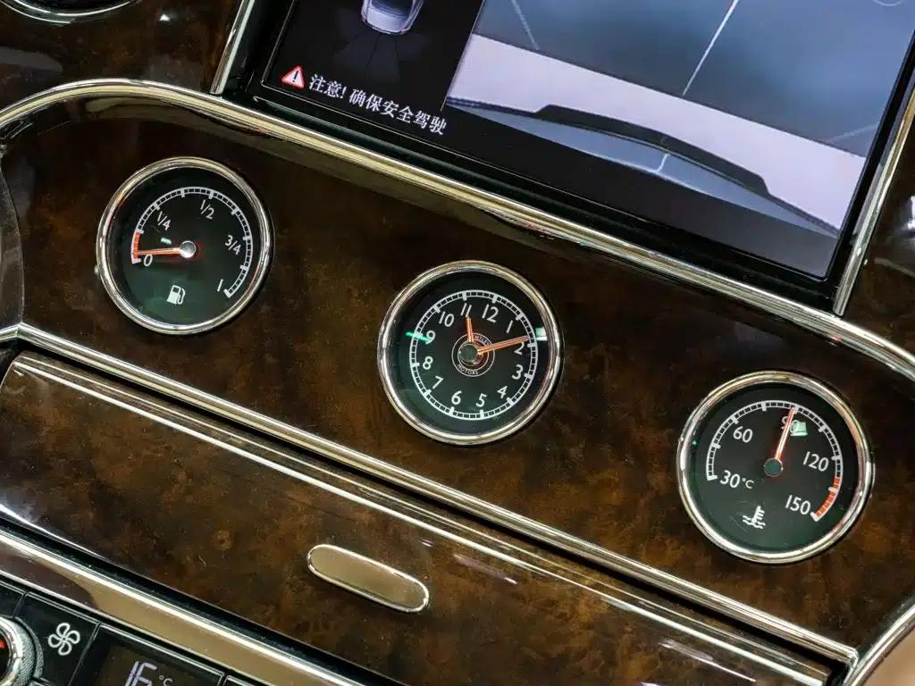 Mulsanne 2017 6.8T Long Wheelbase — миниатюра 21