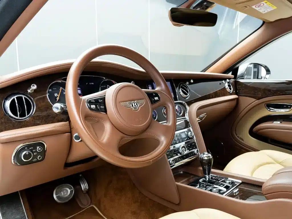 Mulsanne 2017 6.8T Long Wheelbase — миниатюра 10