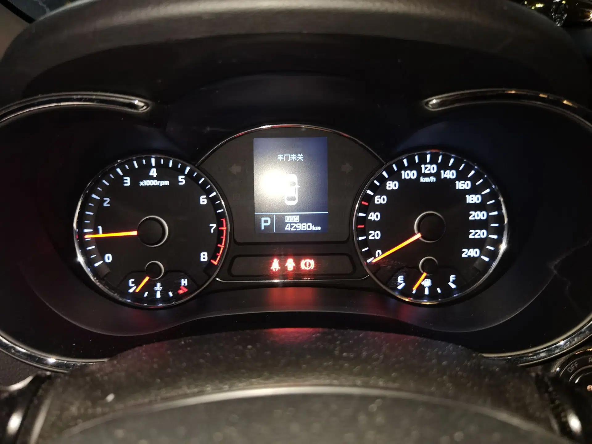 Kia K3S 2014 1.6L Automatic GLS — миниатюра 11