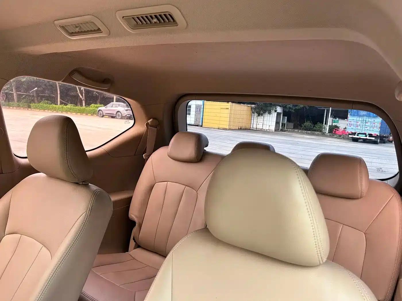 Baojun 730 2019 1.5L Manual Value Edition 7-Seater National VI Emission Standard — миниатюра 13