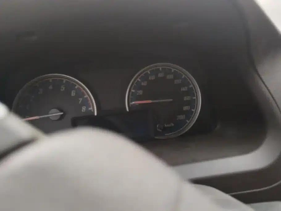 Baojun 730 2014 1.5L Manual Standard 7-Seater — миниатюра 14