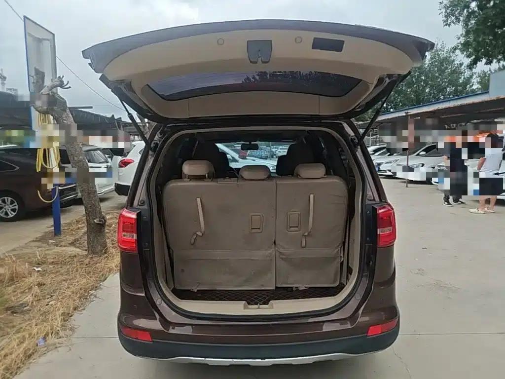 Baojun 730 2016 1.8L iAMT Luxury 7-seater — миниатюра 19