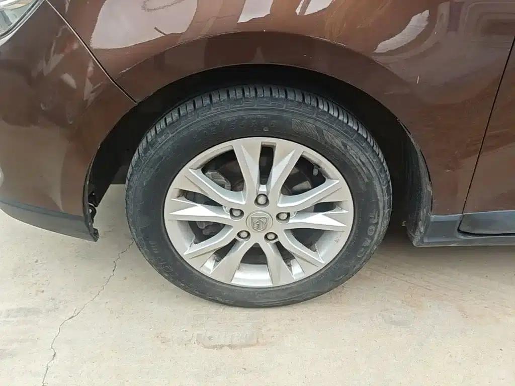 Baojun 730 2016 1.8L iAMT Luxury 7-seater — миниатюра 23