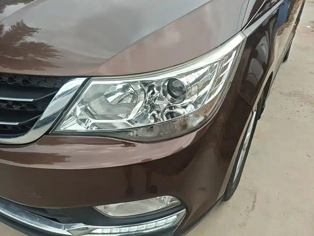 Baojun 730 2016 1.8L iAMT Luxury 7-seater — миниатюра 24
