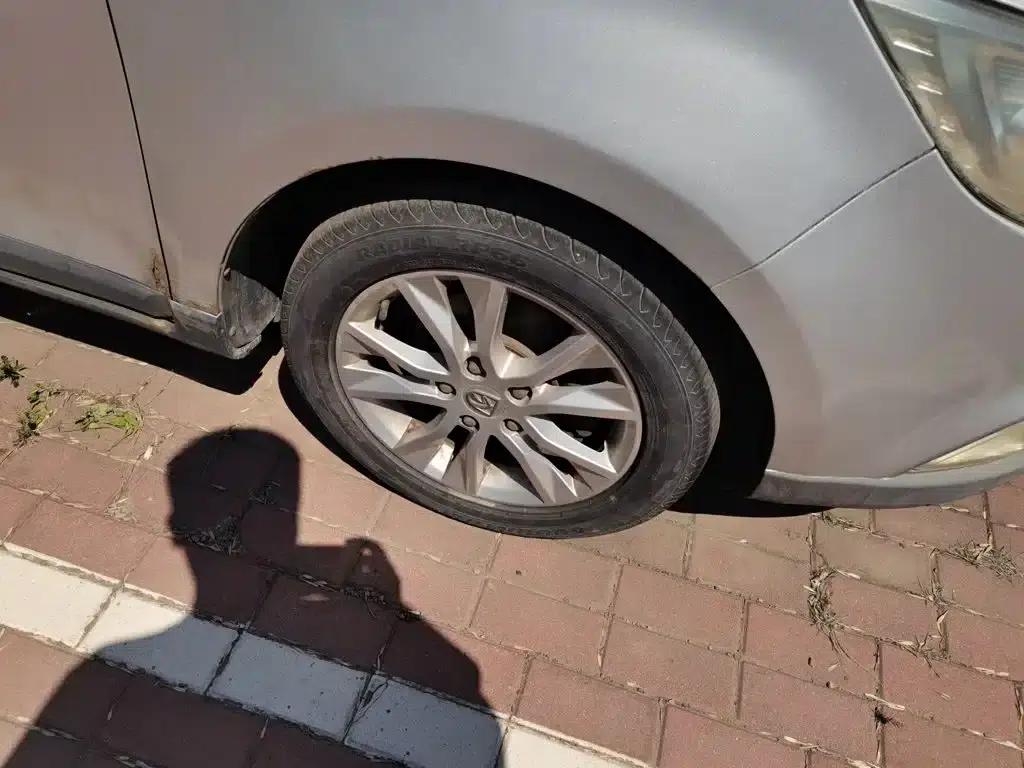 Baojun 730 2014 1.5L Manual Deluxe 7-Seater — миниатюра 23