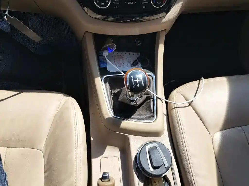 Baojun 730 2014 1.5L Manual Deluxe 7-Seater — миниатюра 7