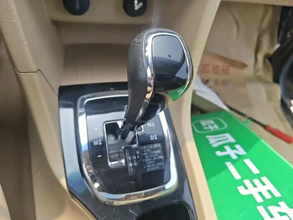 Baojun 730 2016 1.8L iAMT Luxury 7-seater — миниатюра 14