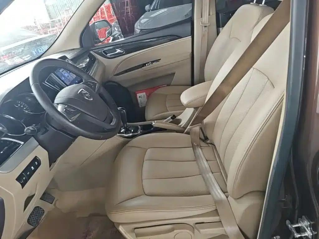 Baojun 730 2016 1.8L iAMT Luxury 7-seater — миниатюра 15