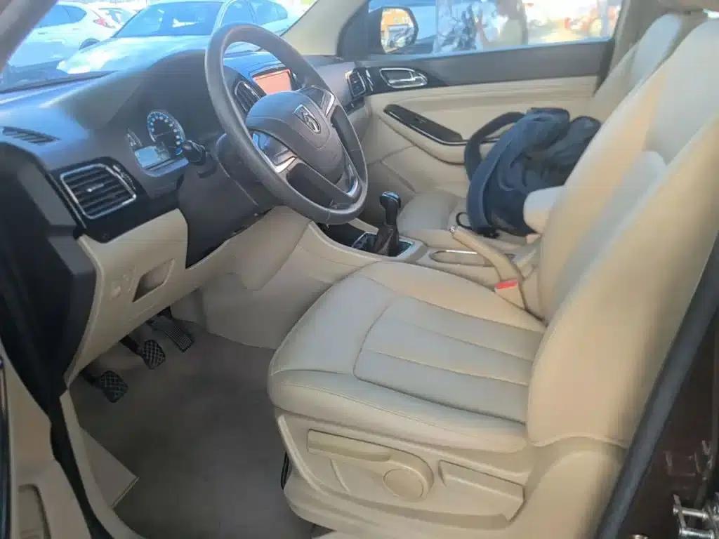 Baojun 730 2014 1.5L Manual Comfort ESP Edition 7-Seater — миниатюра 15
