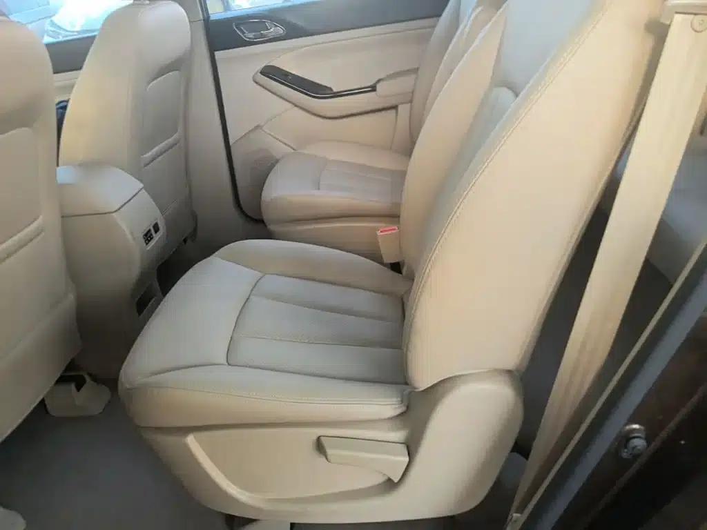 Baojun 730 2014 1.5L Manual Comfort ESP Edition 7-Seater — миниатюра 17