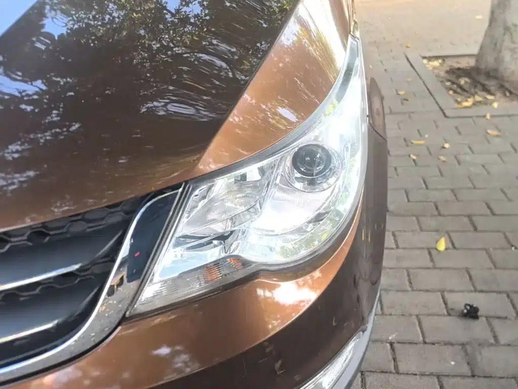 Baojun 730 2014 1.5L Manual Comfort ESP Edition 7-Seater — миниатюра 24