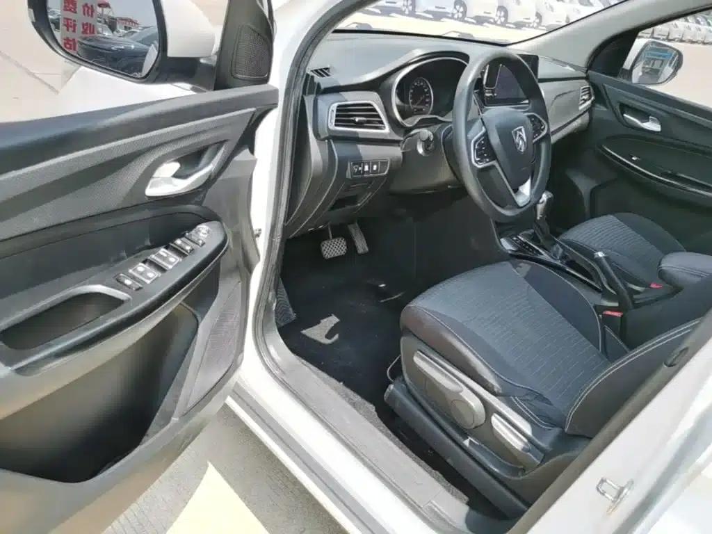 Baojun 730 2019 1.5T CVT Fashion 7-seater National V emission standard — миниатюра 16