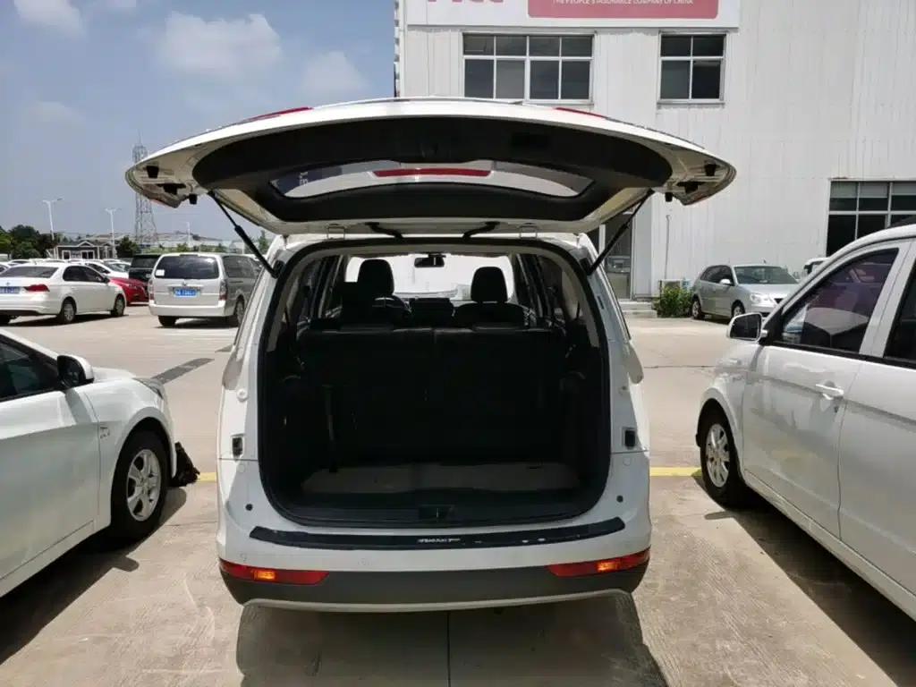 Baojun 730 2019 1.5T CVT Fashion 7-seater National V emission standard — миниатюра 19