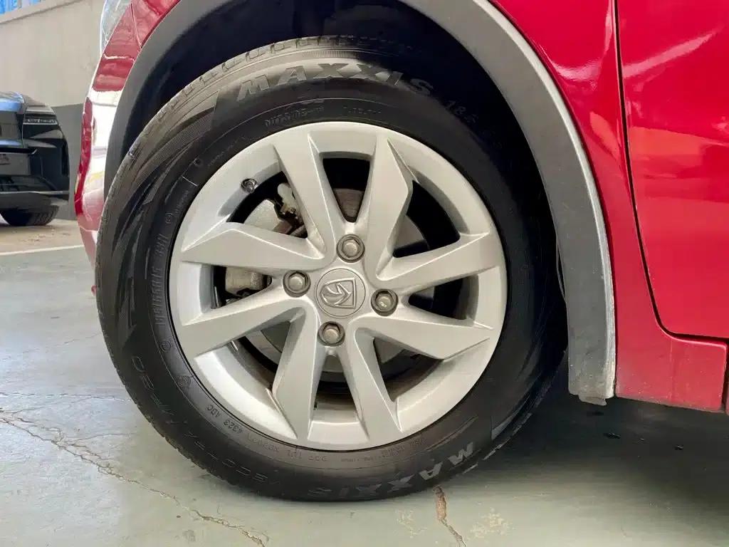 Baojun 310W 2017 1.5L Manual Fashion Edition (National V Emission Standard) — миниатюра 16