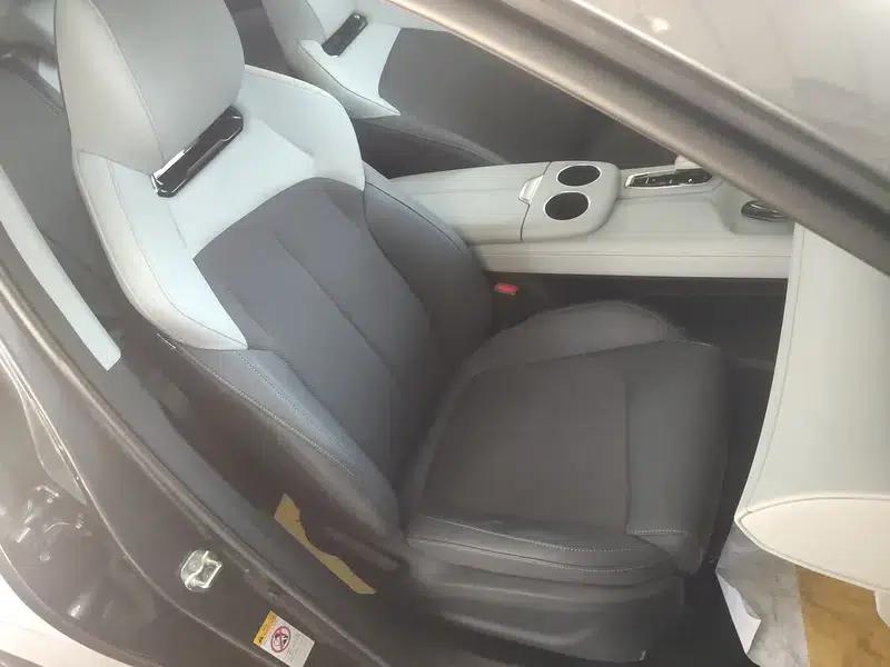 Changan UNI-Z 2025 1.5T DCT Luxury Edition — миниатюра 11