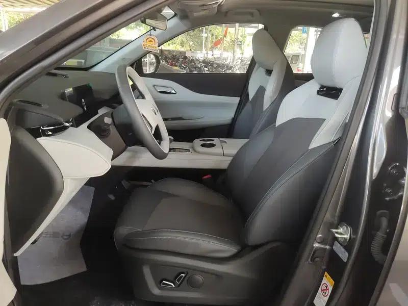 Changan UNI-Z 2025 1.5T DCT Luxury Edition — миниатюра 10